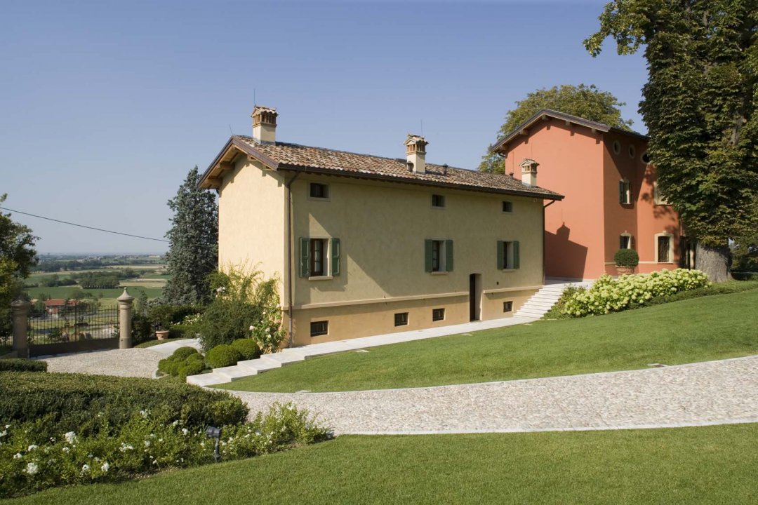 Vendita villa in zona tranquilla Reggio nell´Emilia Emilia-Romagna foto 24