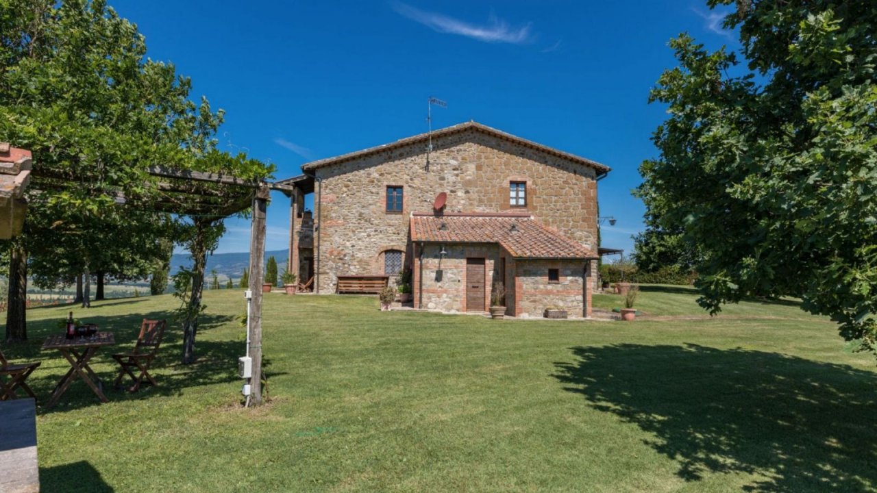 Vendita villa in  San Casciano dei Bagni Toscana foto 2