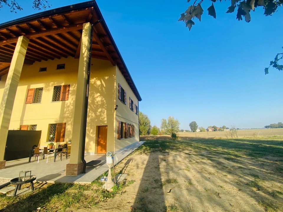 Vendita villa in zona tranquilla Granarolo dell´Emilia Emilia-Romagna foto 1