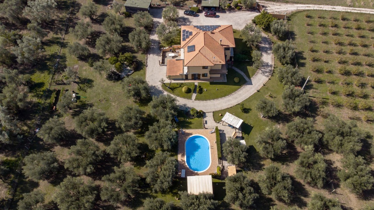 Vendita villa in zona tranquilla Viterbo Lazio foto 3