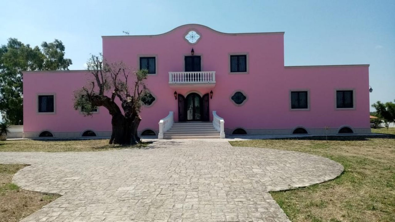 Vendita villa in zona tranquilla Crispiano Puglia foto 2