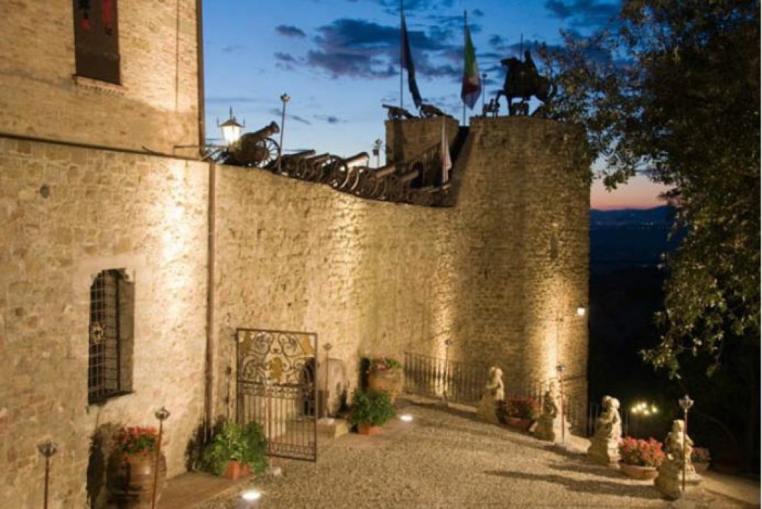 Vendita castello in zona tranquilla Deruta Umbria foto 24