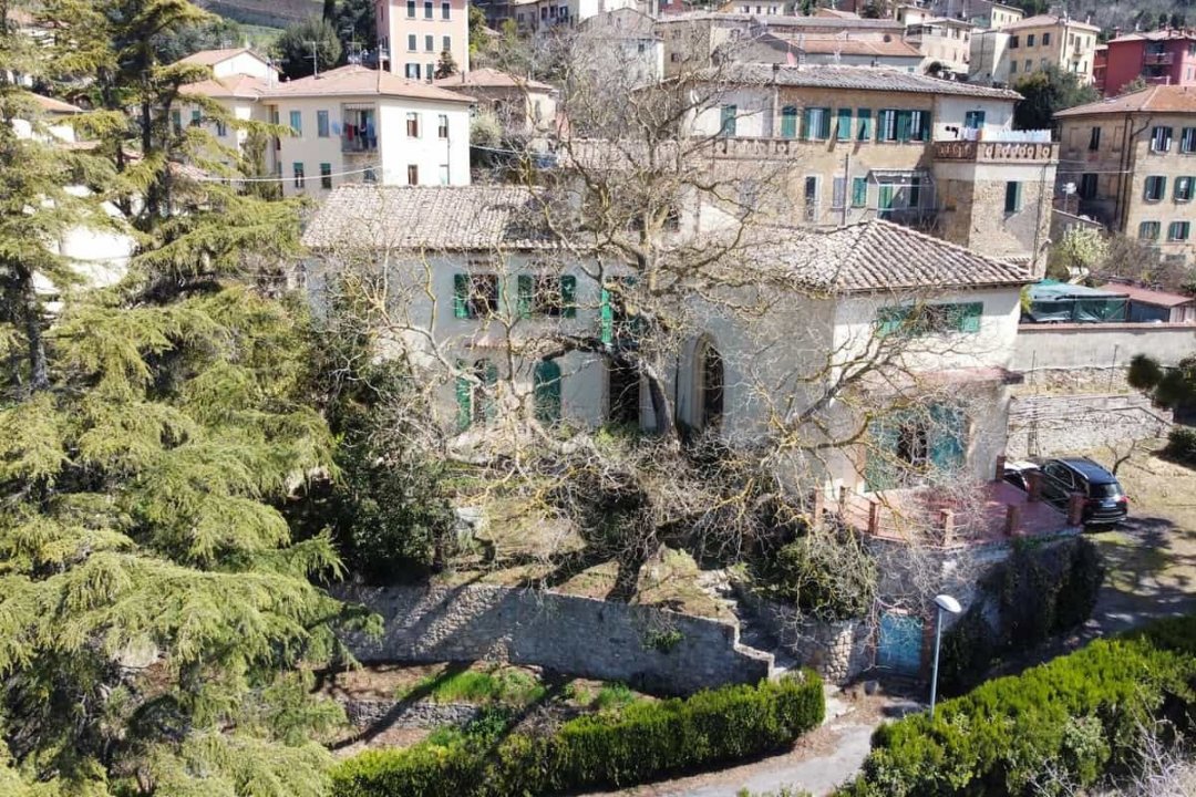 Vendita palazzo in città Volterra Toscana foto 4