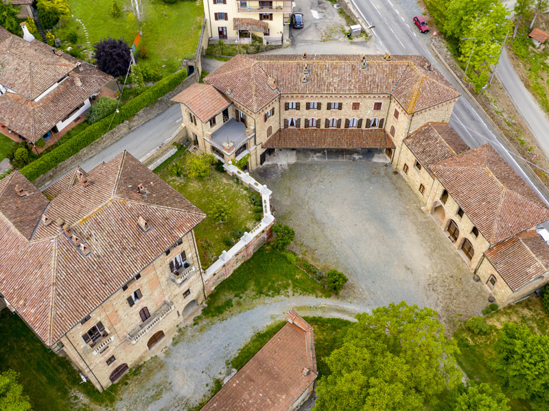 Casale storico in vendita a Bubbio, Piemonte | luxforsale.it