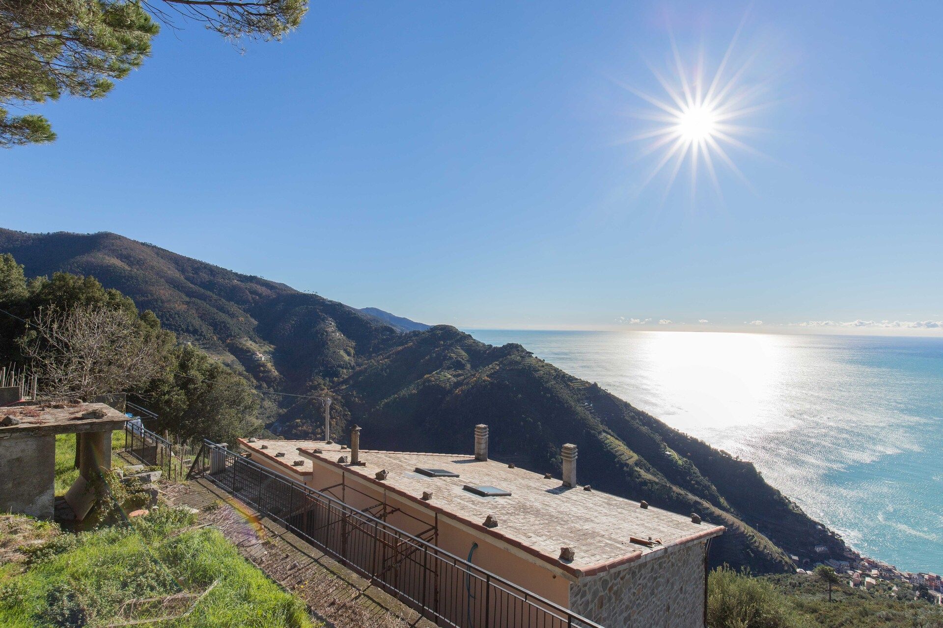Vendita villa sul mare Vernazza Liguria