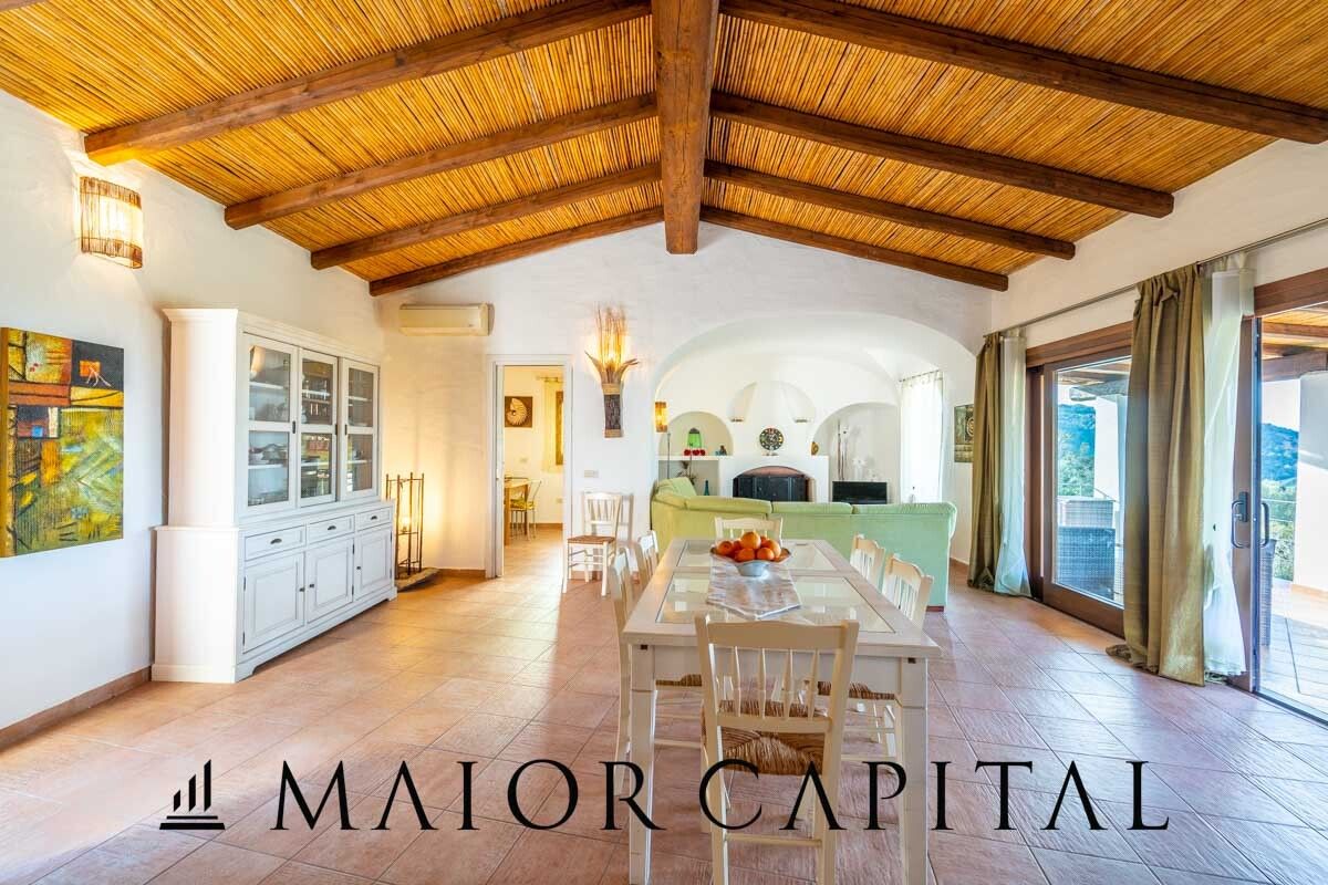 Villa in vendita a Costa Smeralda | luxforsale.it