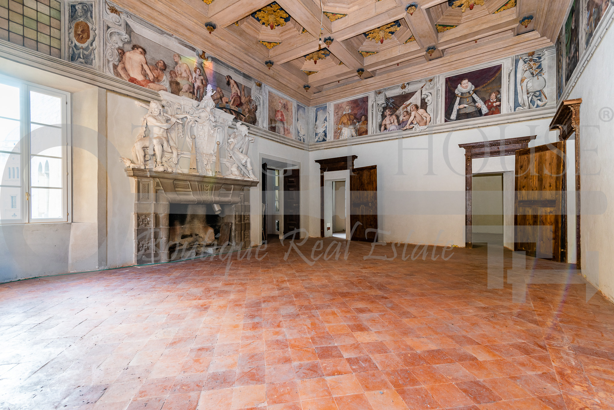 Palazzo Odescalchi, Como | luxforsale.it