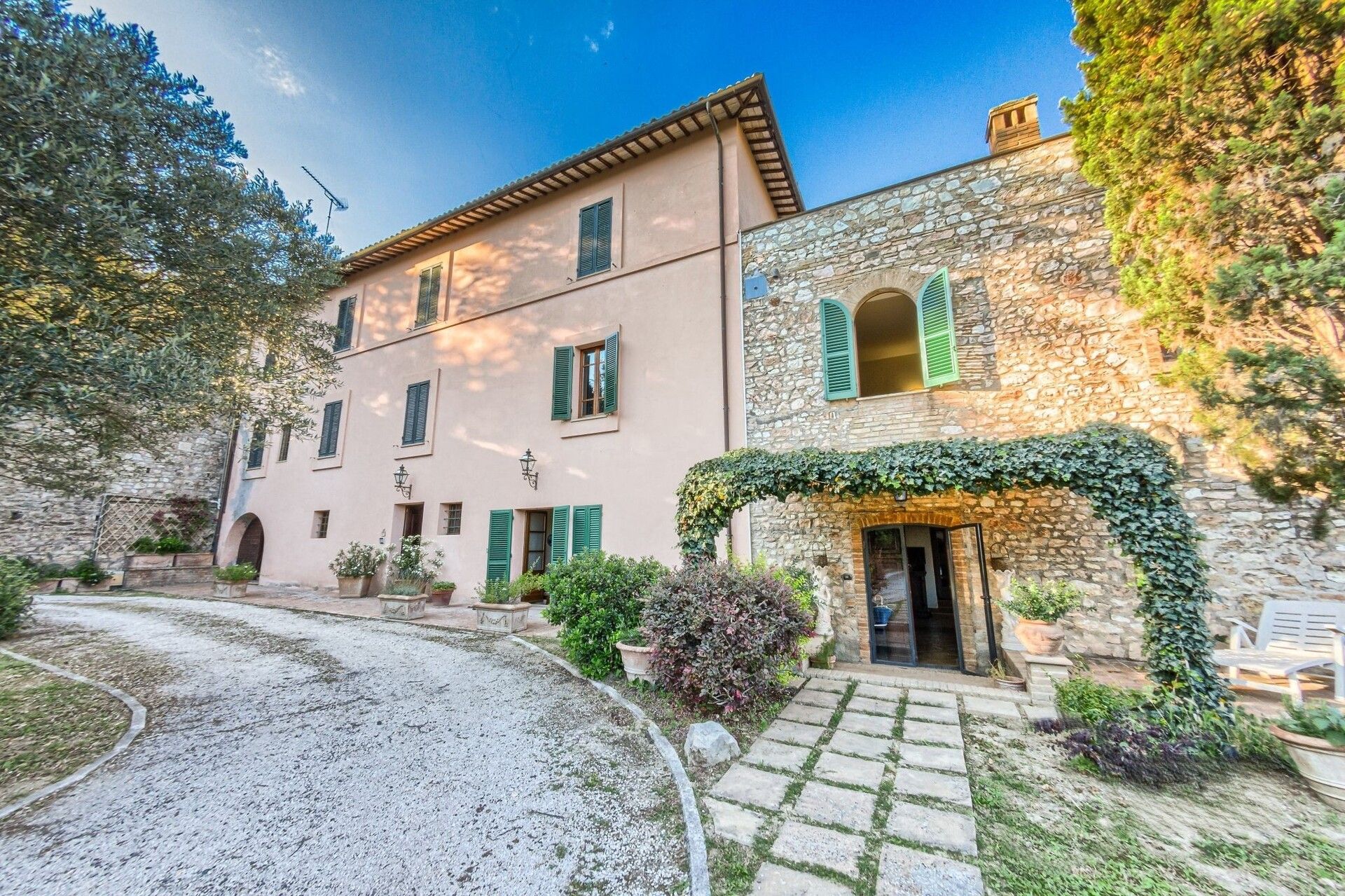 Vendita villa in zona tranquilla Spello Umbria