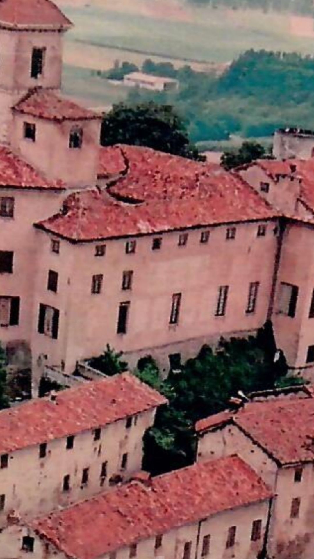 Castello Medievale a Morsasco - Affitto o Vendita a partire da 1 | luxforsale.it