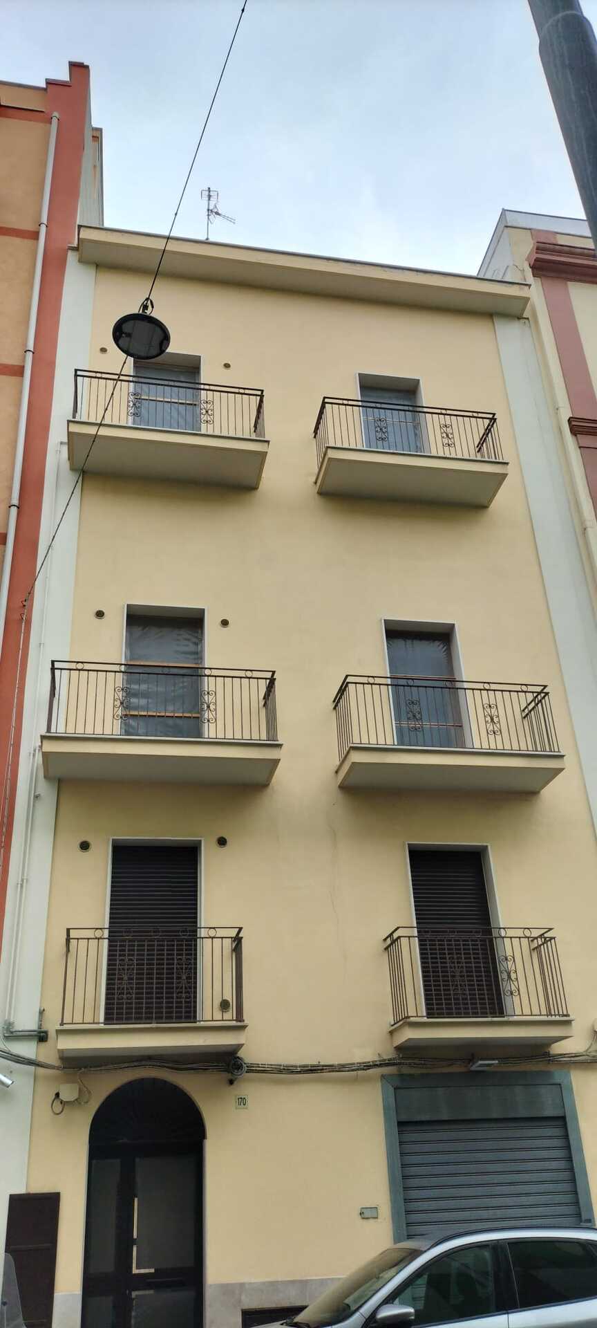 Vendita palazzo in città Bari Puglia
