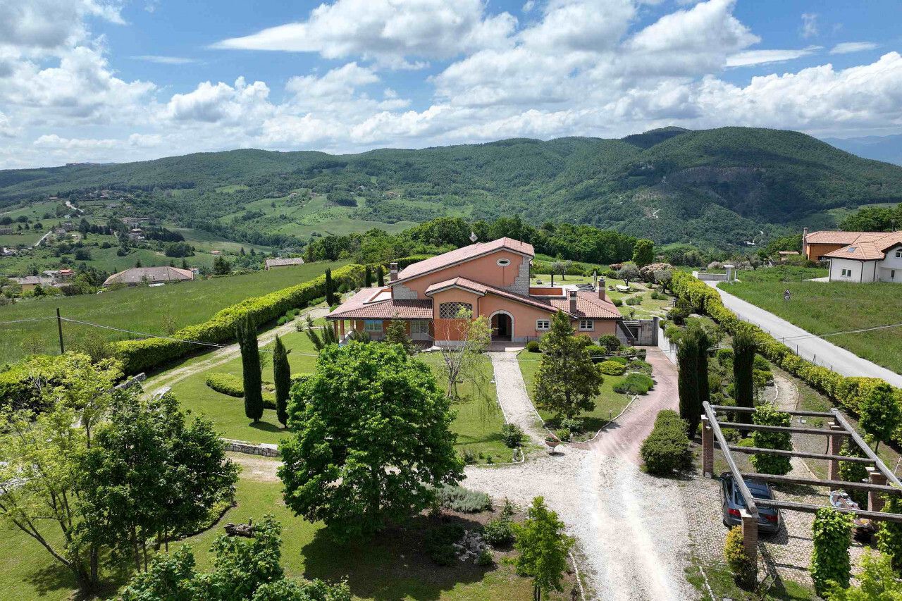 Villa Vendita Oratino, Spazi e Charme | luxforsale.it