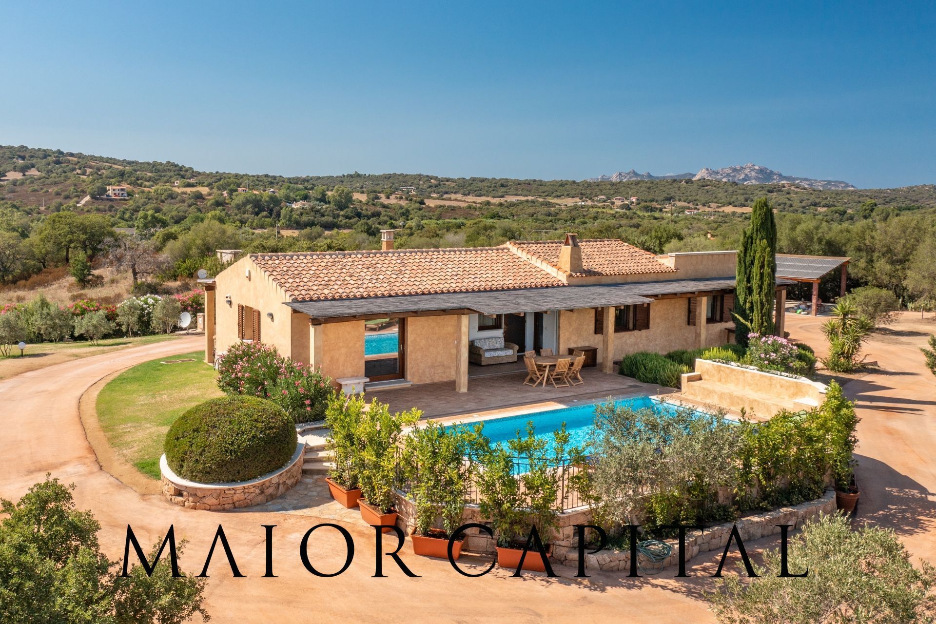 For sale villa in quiet zone Olbia Sardegna