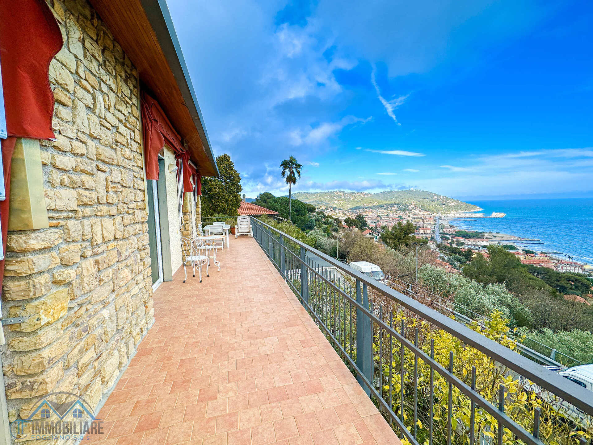 Villa Andora - Splendida vista sul golfo di Liguria | luxforsale.it