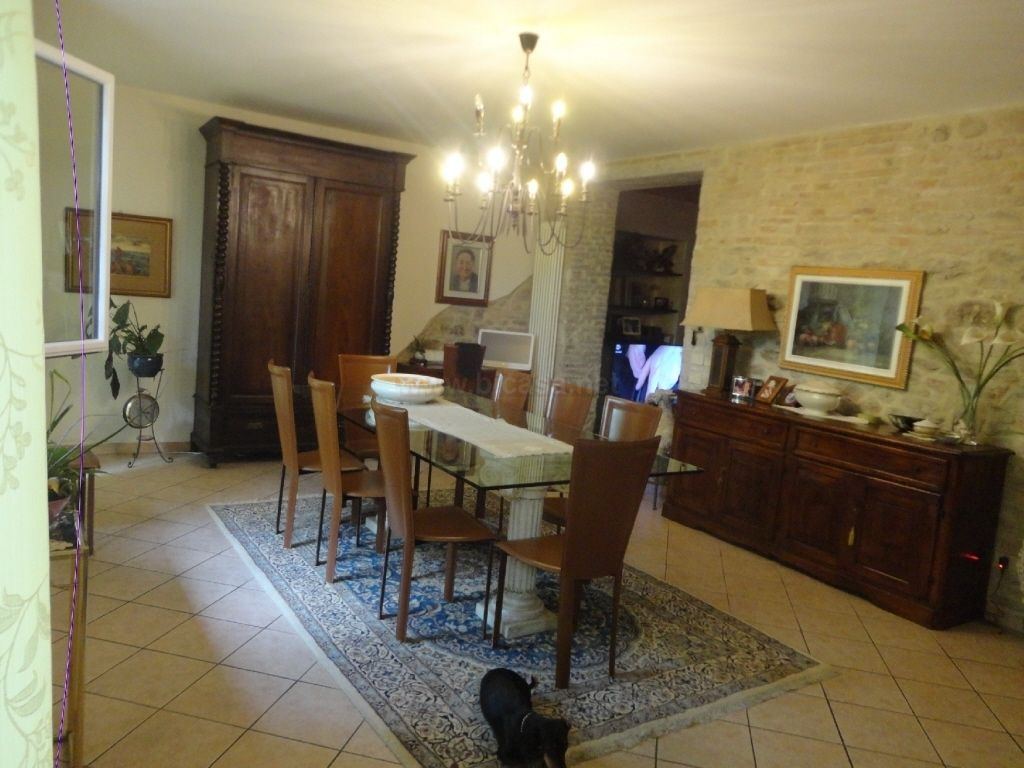 Villa in vendita a Montelabbate, zona tranquilla, Marche | luxforsale.it