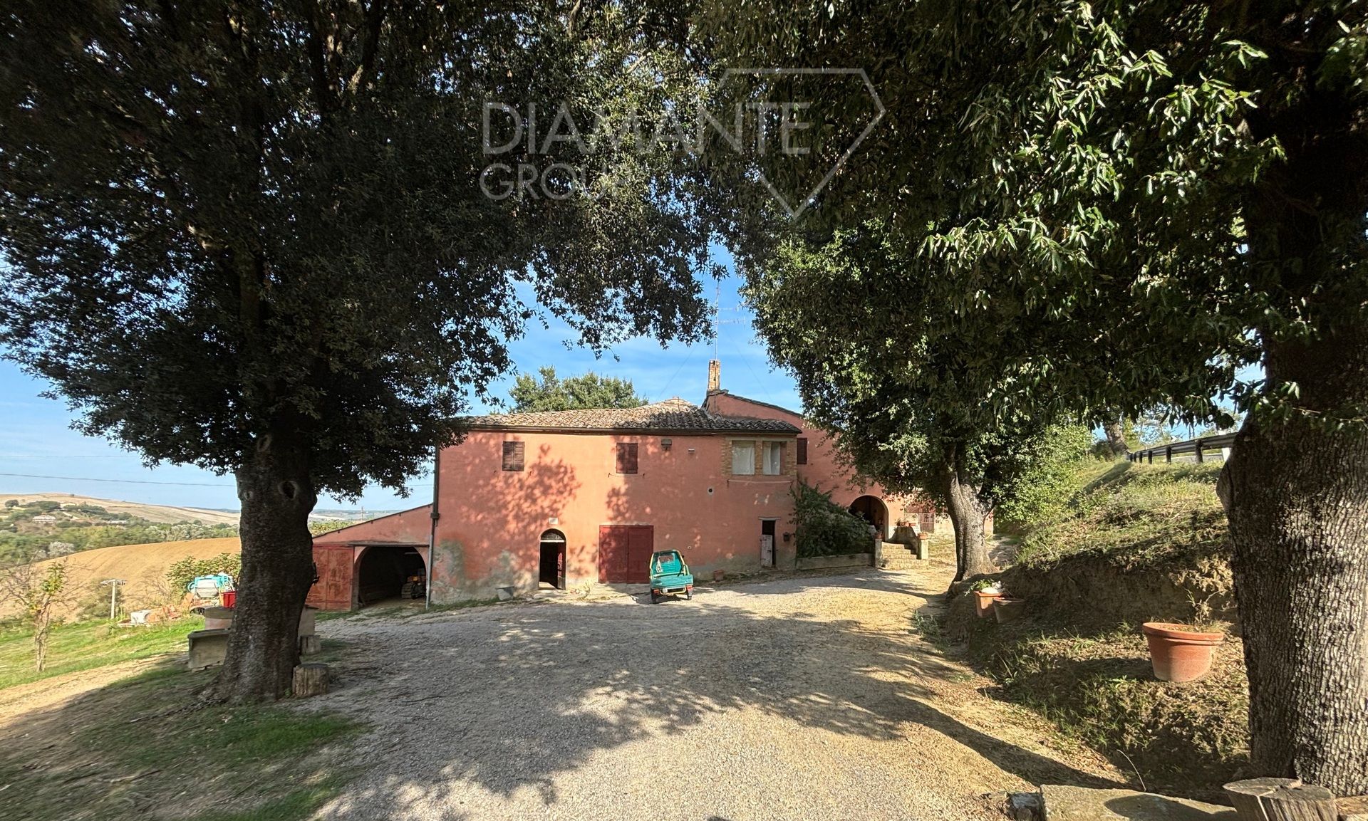 Casale in vendita a Montalcino, Toscana | luxforsale.it