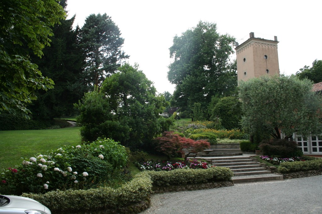 Villa d´Epoca con Parco e Piscina a Merate, Lombardia | luxforsale.it