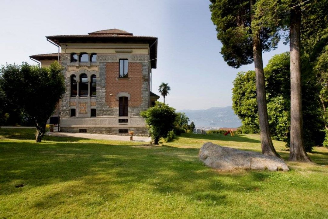 Vendita villa sul lago Bee Piemonte foto 2