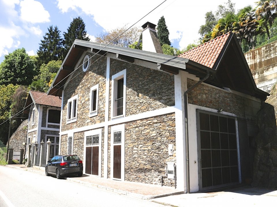 Vendita villa sul lago Oggebbio Piemonte foto 2