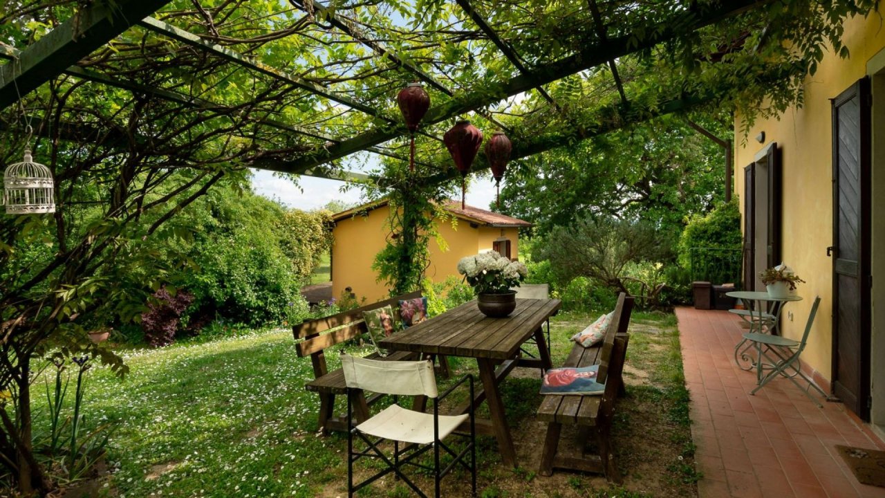 Vendita villa in  Terranuova Bracciolini Toscana foto 3
