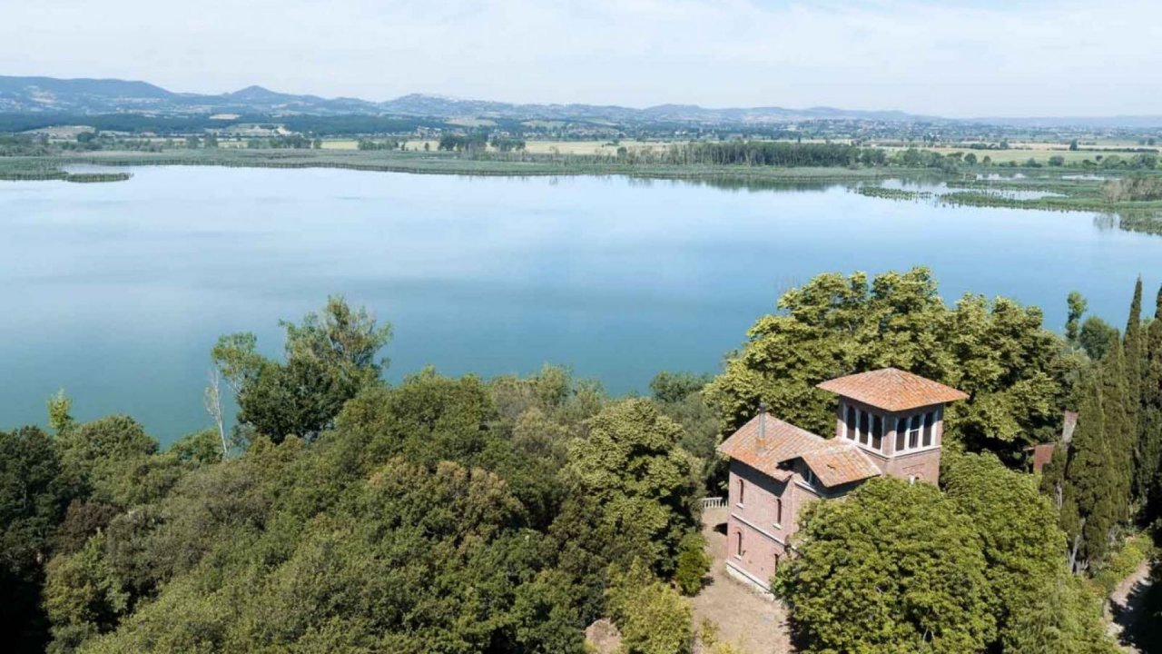 Vendita villa in  Castiglione del Lago Umbria foto 24