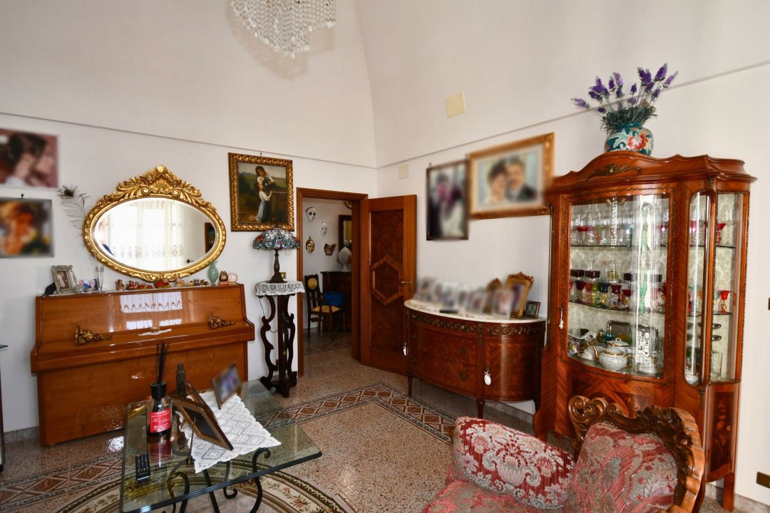 Vendita appartamento in città Cisternino Puglia foto 4