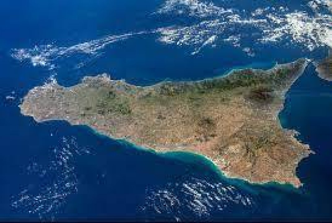 Vendita attività commerciale sul mare Favignana Sicilia foto 2