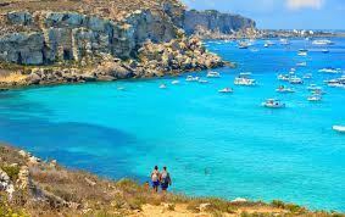 Vendita attività commerciale sul mare Favignana Sicilia foto 7