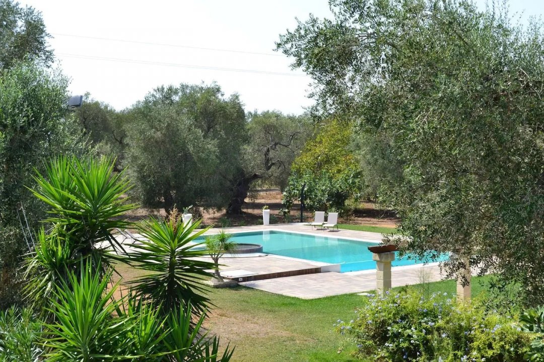 Affitto breve villa in zona tranquilla Oria Puglia foto 1