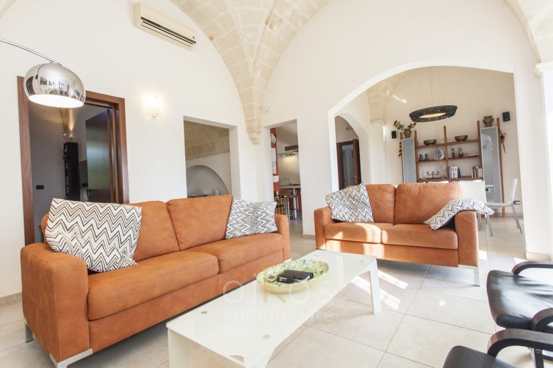 Vendita villa in zona tranquilla Oria Puglia foto 5