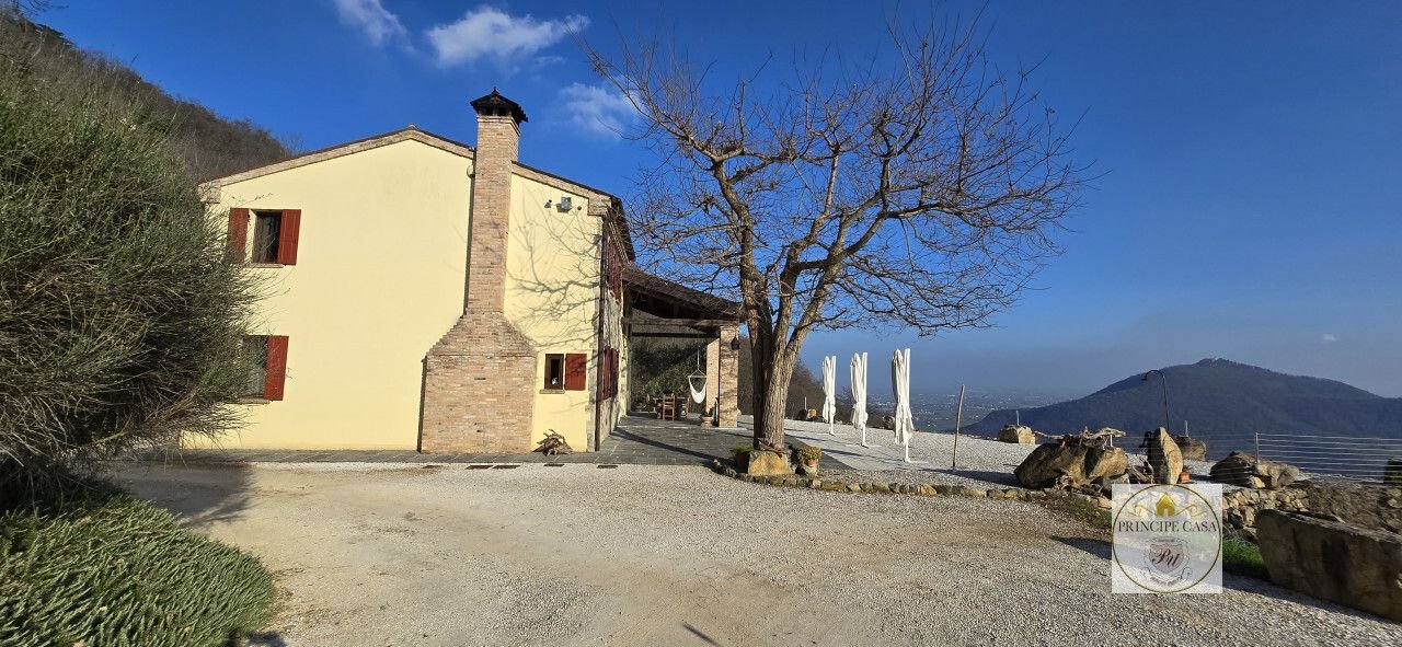 Vendita casale in zona tranquilla Arquà Petrarca Veneto foto 72