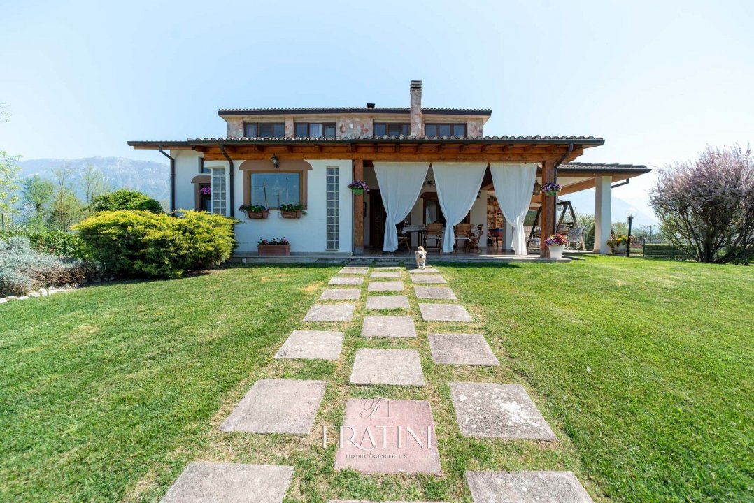Vendita villa in zona tranquilla Pratola Peligna Abruzzo foto 1