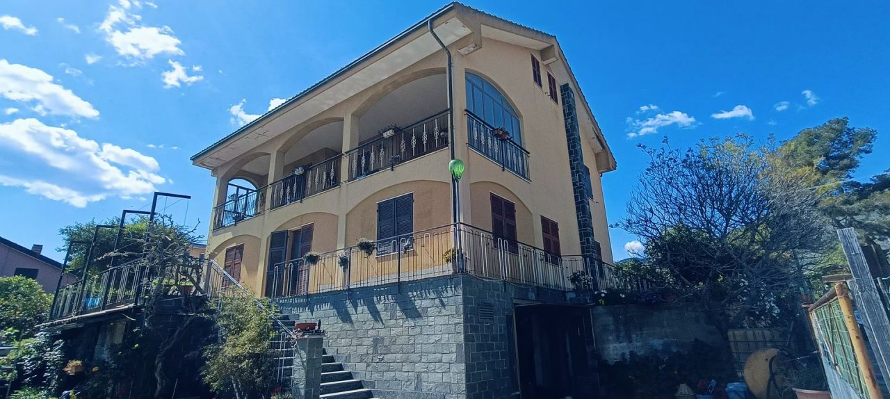 Vendita villa in zona tranquilla Ceriale Liguria foto 1