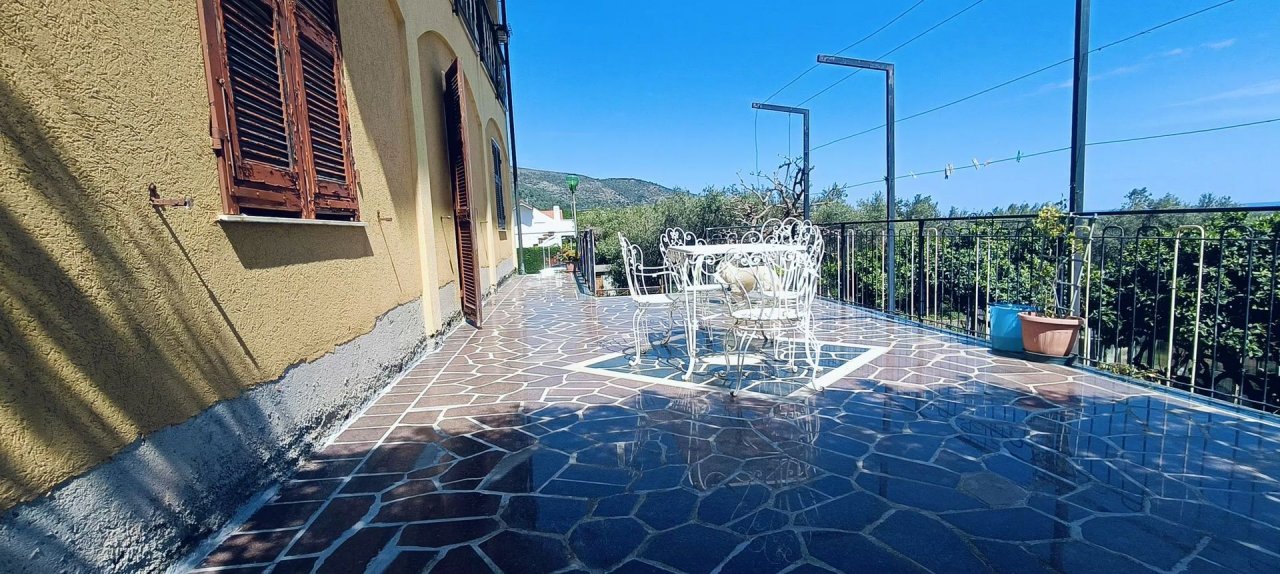 Vendita villa in zona tranquilla Ceriale Liguria foto 6