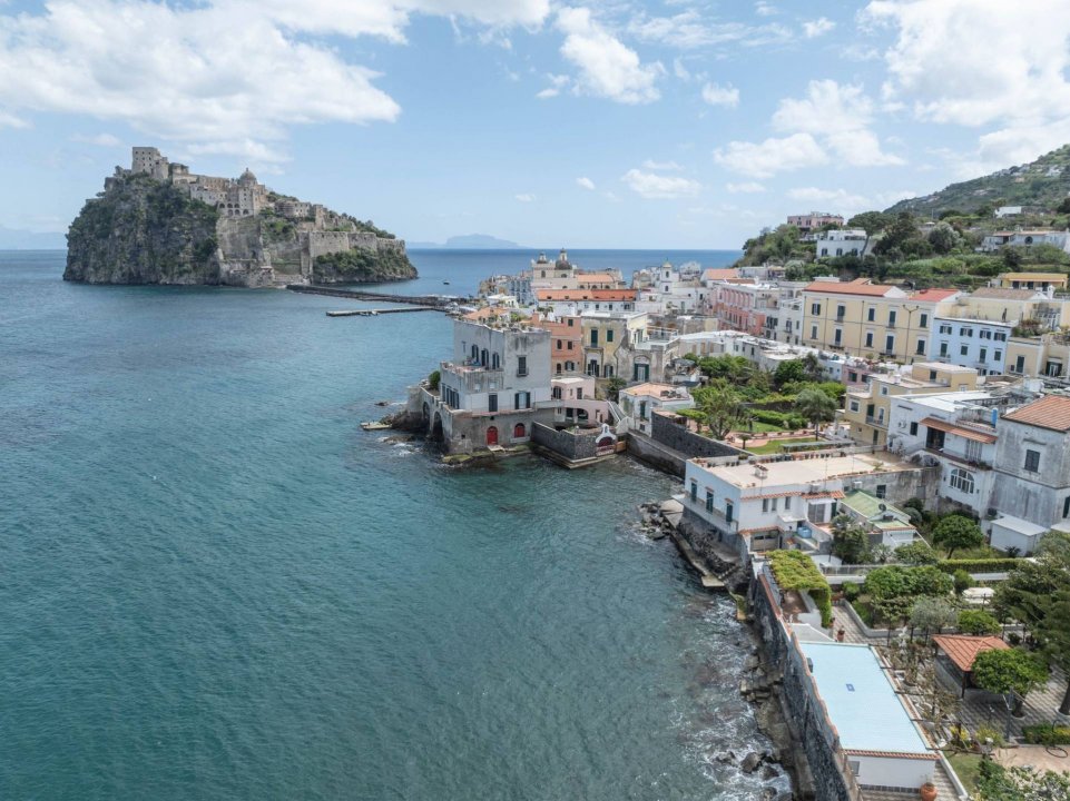 Vendita villa sul mare Ischia Campania foto 1