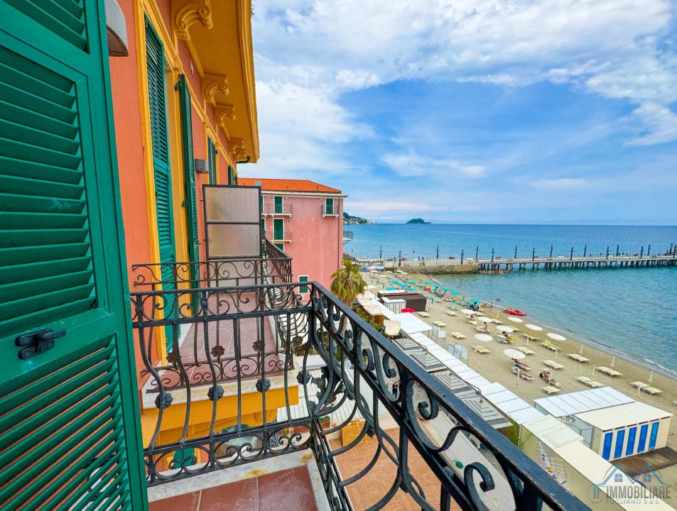 Vendita appartamento sul mare Alassio Liguria foto 17