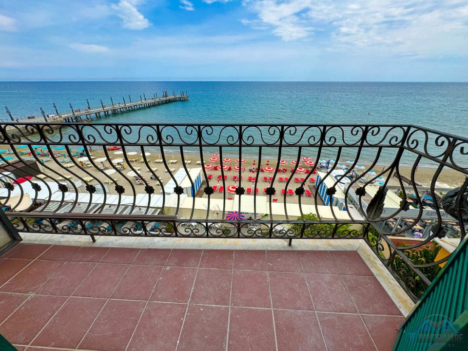 Vendita appartamento sul mare Alassio Liguria foto 18