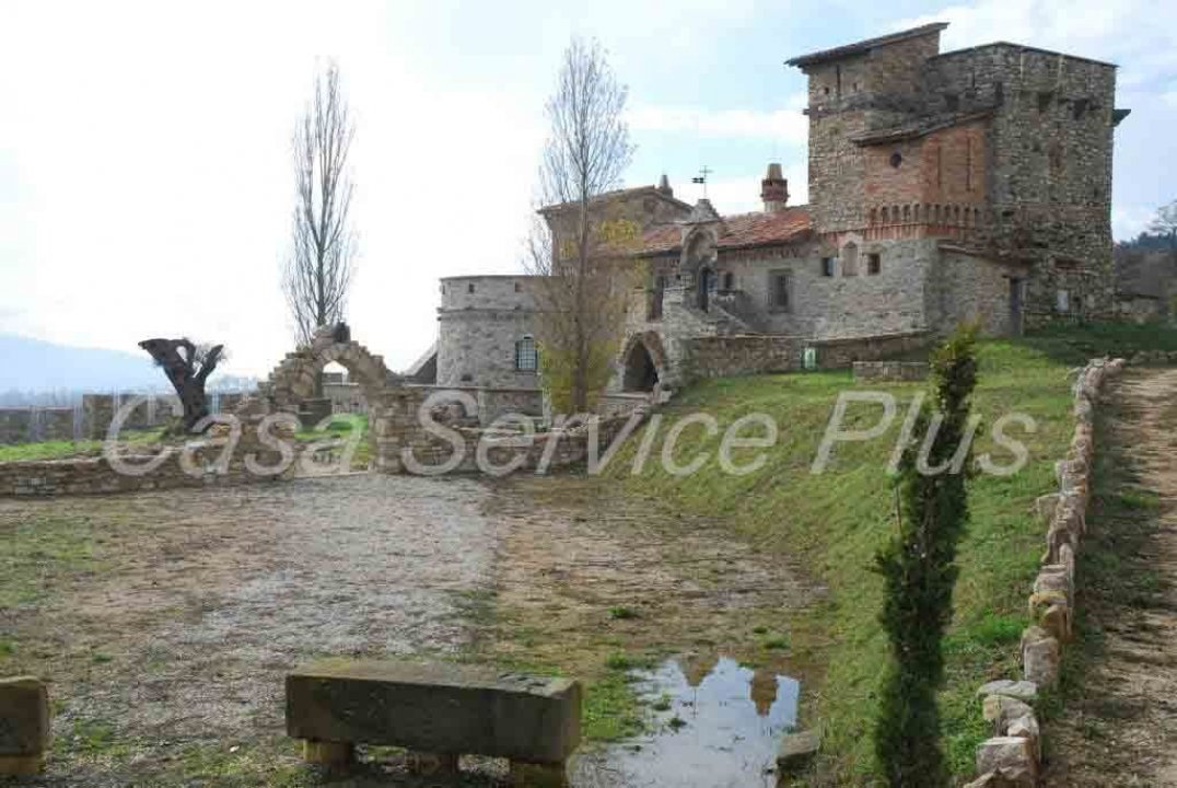 Vendita castello in campagna Todi Umbria foto 8