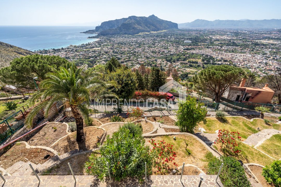 Vendita villa sul mare Palermo Sicilia foto 1
