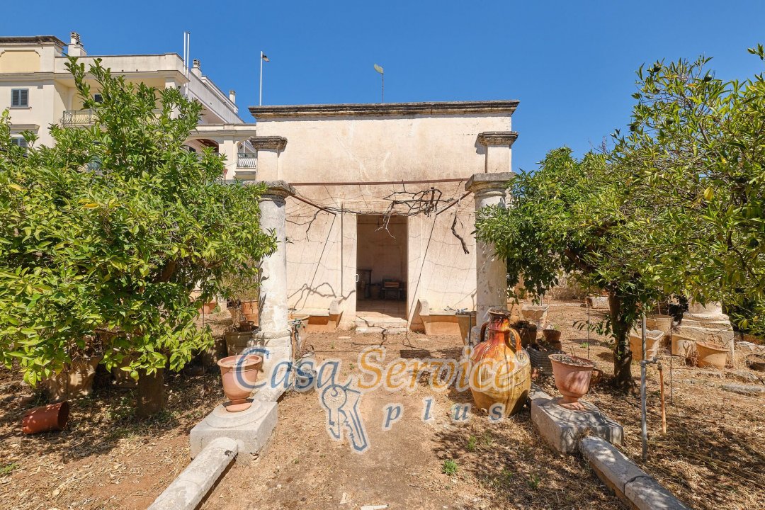 Vendita villa in città Parabita Puglia foto 5