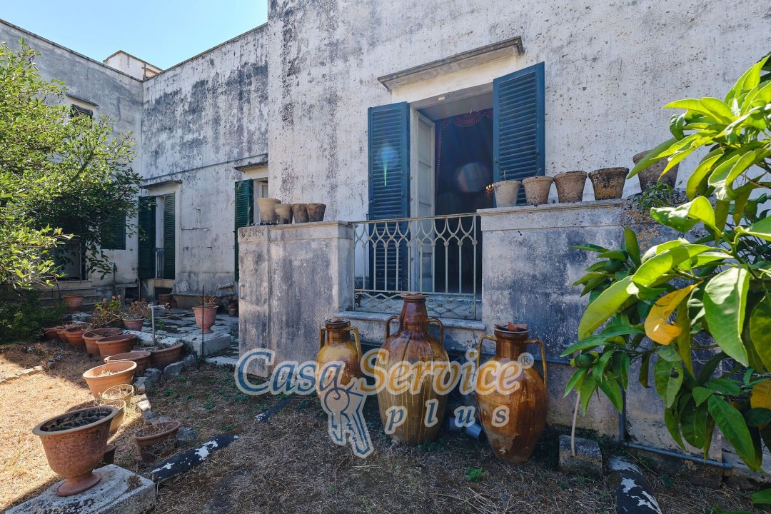 Vendita villa in città Parabita Puglia foto 10