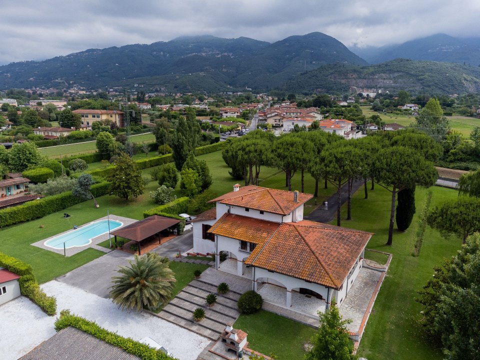 Vendita villa in campagna Pietrasanta Toscana foto 3