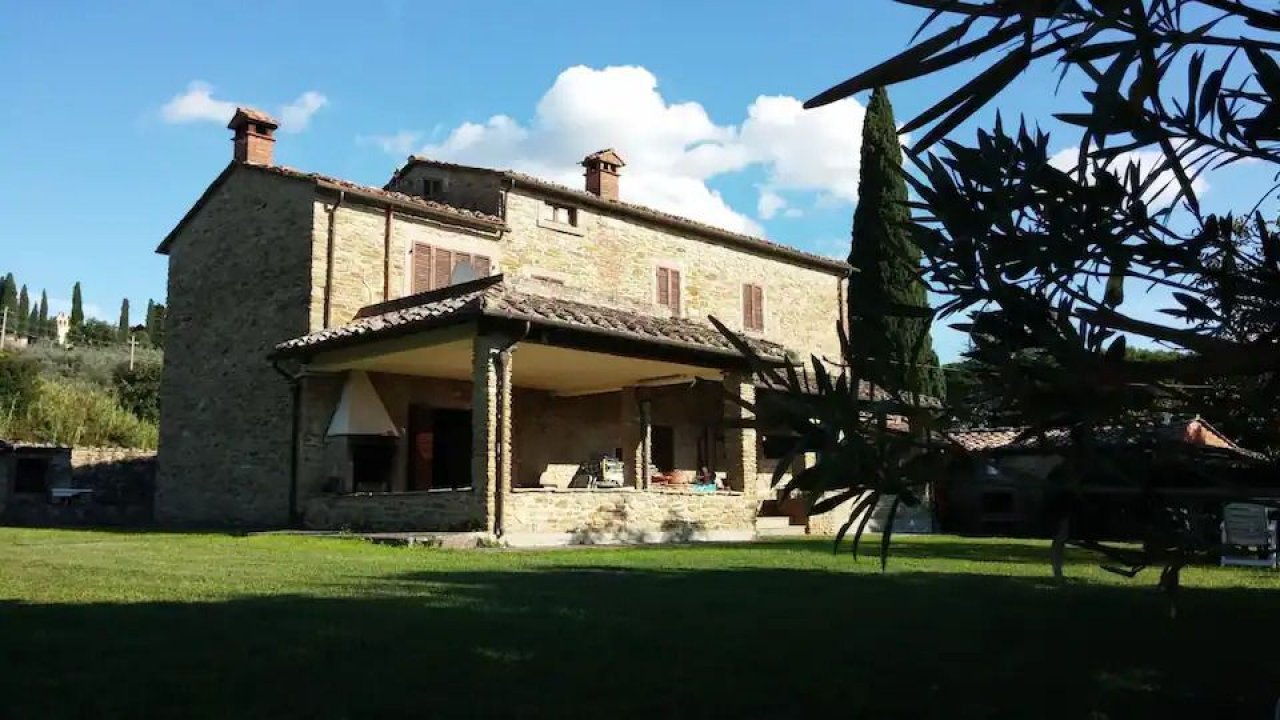 Affitto breve villa in zona tranquilla Arezzo Toscana foto 1