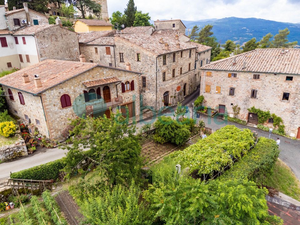 Vendita casale in campagna Castelnuovo di Val di Cecina Toscana foto 5
