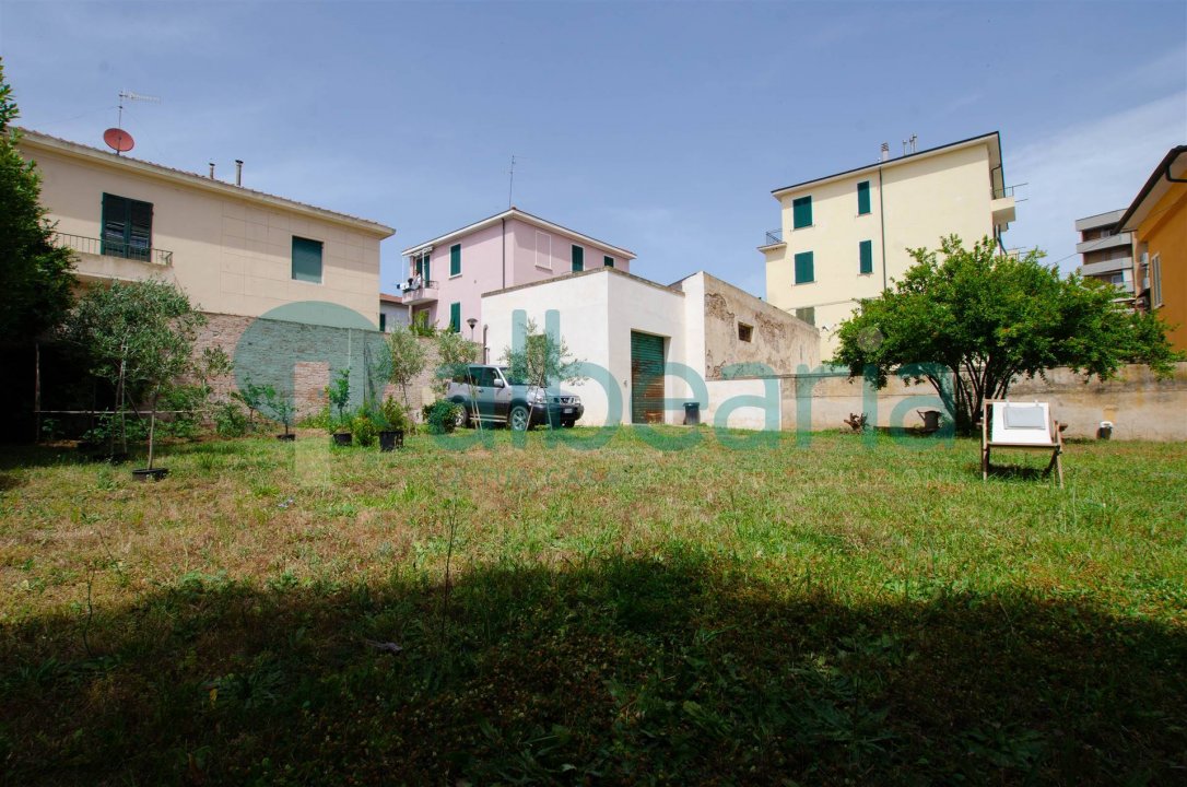 Vendita villa in città Piombino Toscana foto 46