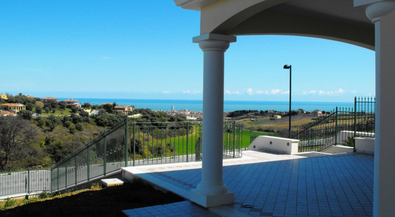 Vendita villa sul mare Porto Recanati Marche foto 4