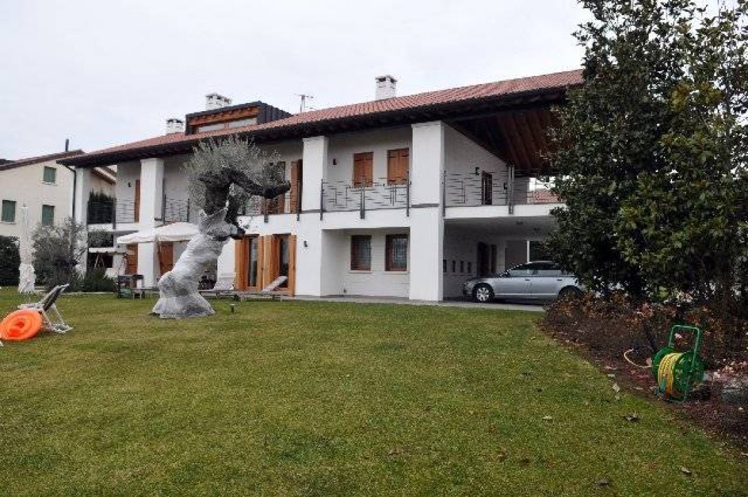 Vendita villa in città Montebelluna Veneto foto 7