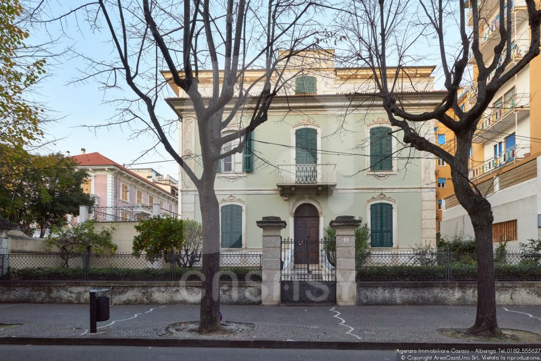 Vendita villa in città Albenga Liguria foto 1