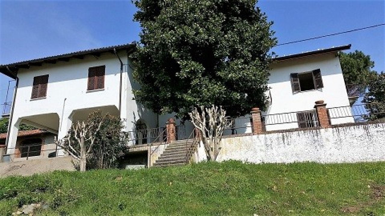 Vendita villa in zona tranquilla Salussola Piemonte foto 8