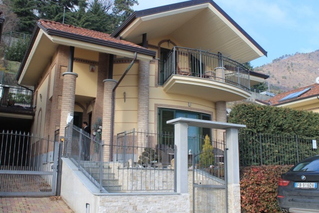 Vendita villa in zona tranquilla Piossasco Piemonte foto 1