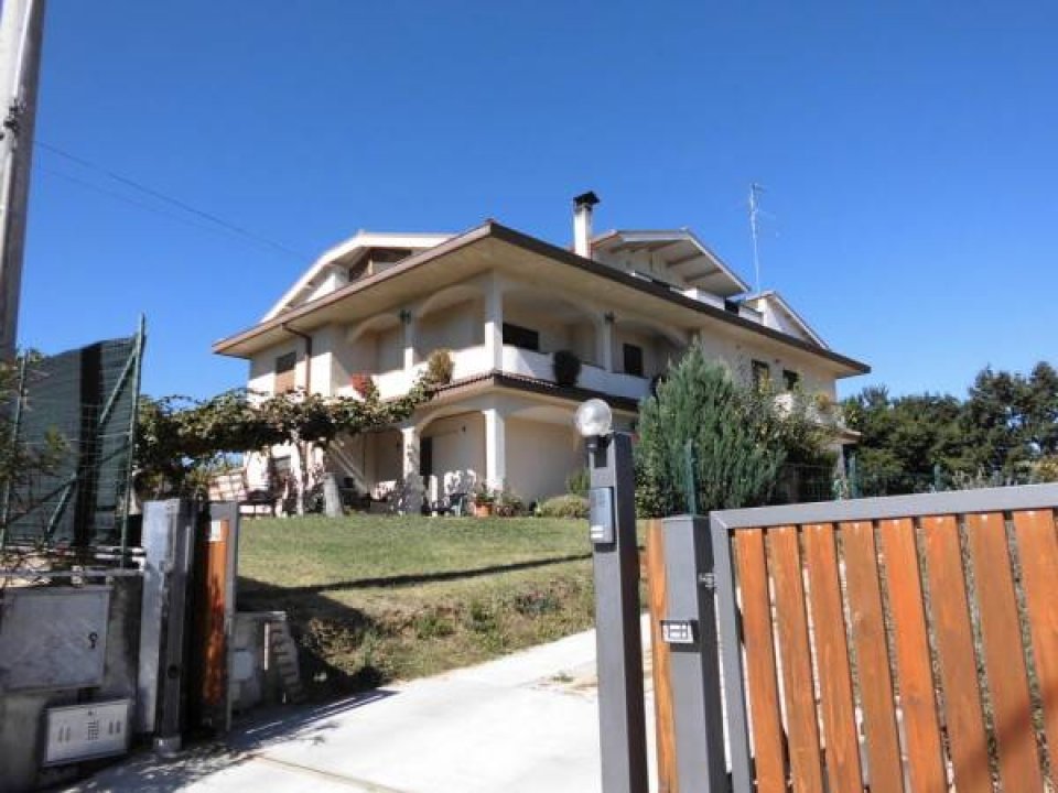 Vendita villa sul mare Tollo Abruzzo foto 1